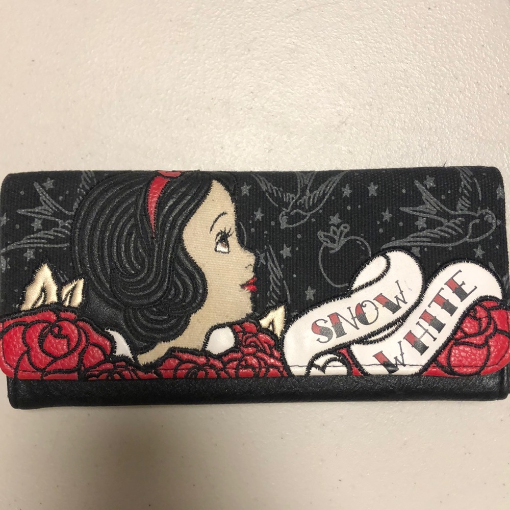 Disney LOUNGEFLY Snow White tattoo trifold wallet